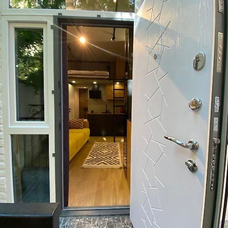 Leogrand Apartments On Filatova 12 Лвив Екстериор снимка